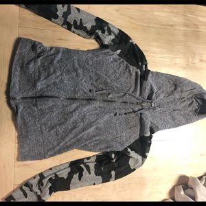 Prince and fox size large sweater